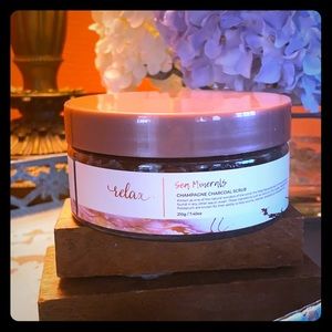 Relax! Sea Minerals Champagne Charcoal Scrub